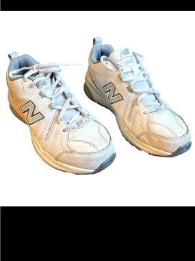 New Balance sneakers 608 white leather blue trim size 9